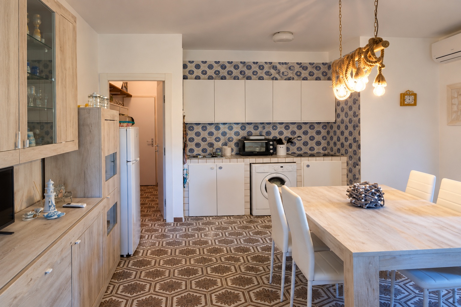 La cucina e la zona pranzo di Casa Leone